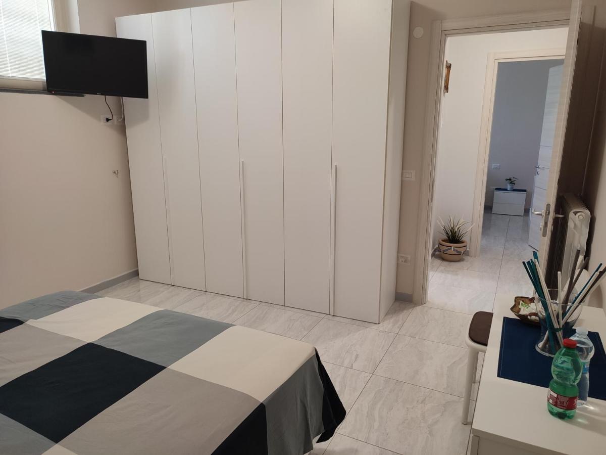 Midway House Italy Hotel Sant'Egidio del Monte Albino Buitenkant foto